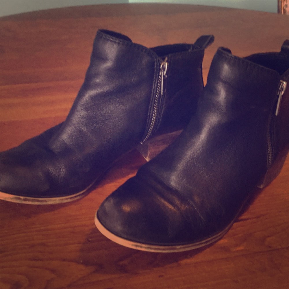Lucky brand black ankle boots-Basel bootie